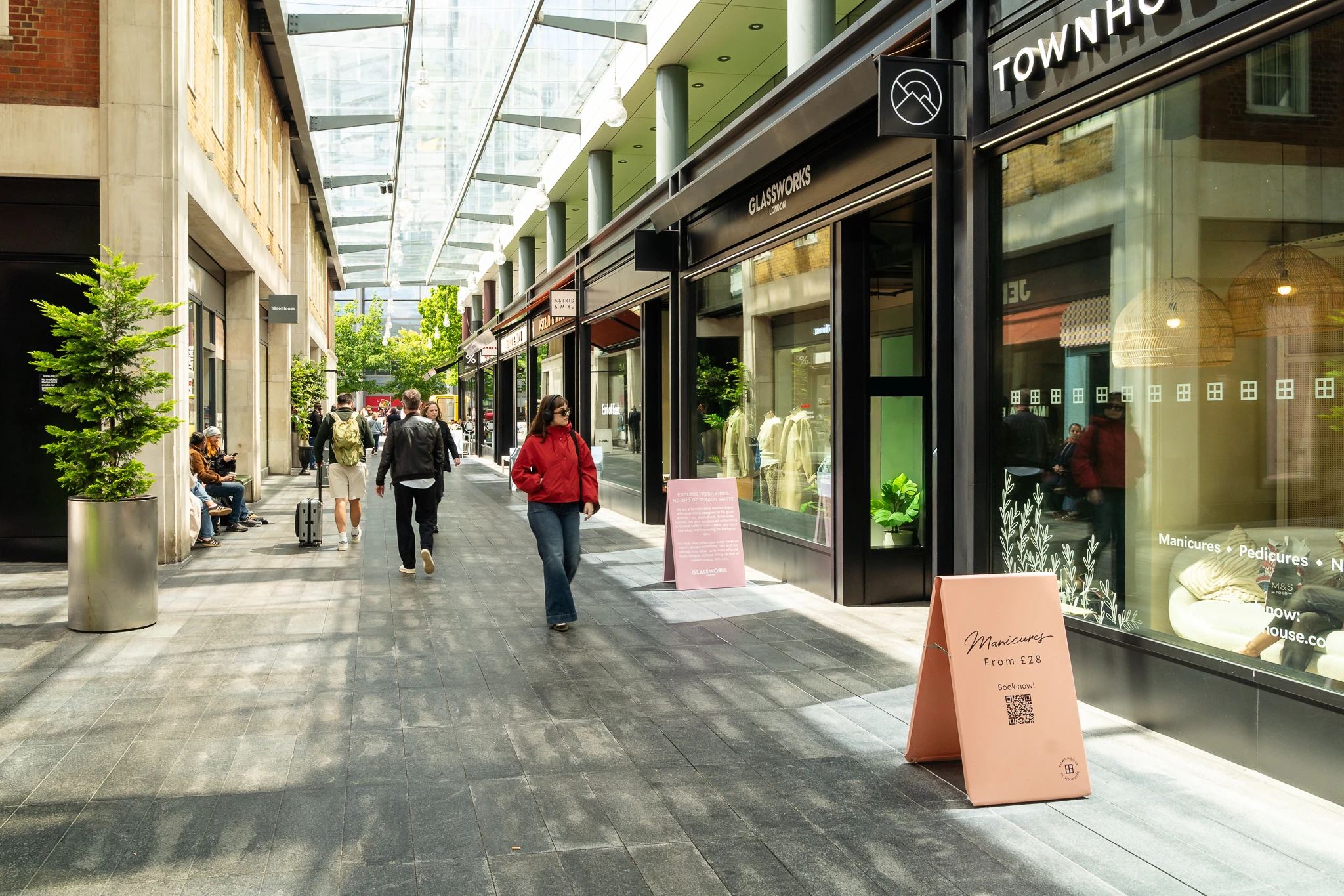 nowoczesny-pasaz-handlowy-old-spitalfields-market