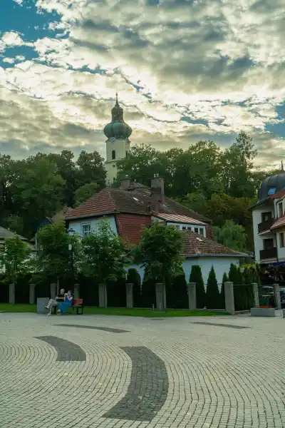 polanica zdroj kosciol widok miasto
