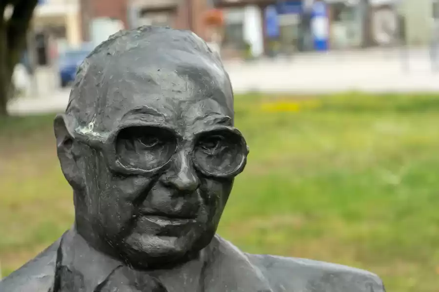 Mazowsze pomnik w siewierzu 072