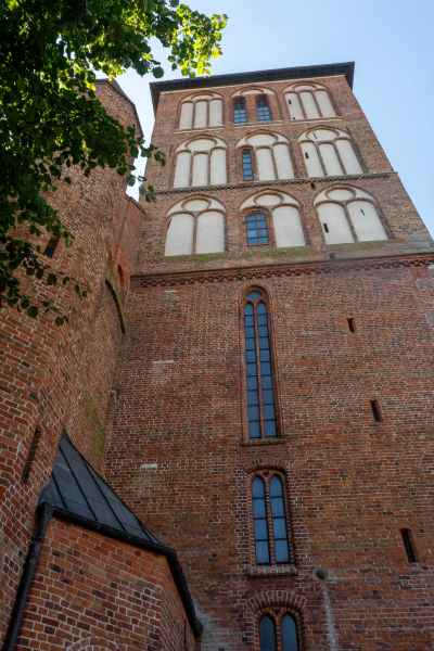 Kolobrzeg  bazylika konkatedralna  011