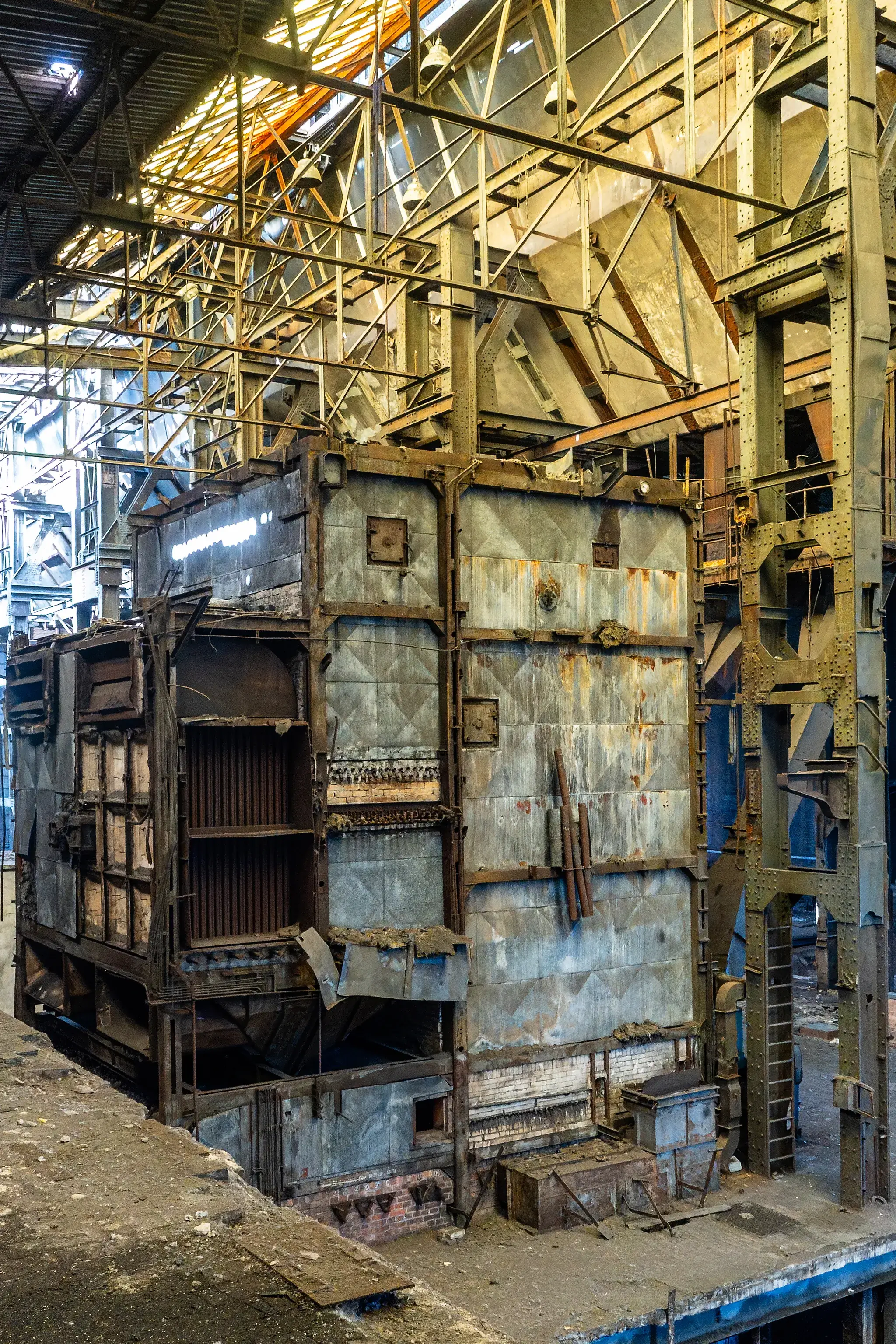 Ogromny piec przemys owy i konstrukcja no na w EC Szombierki industrial